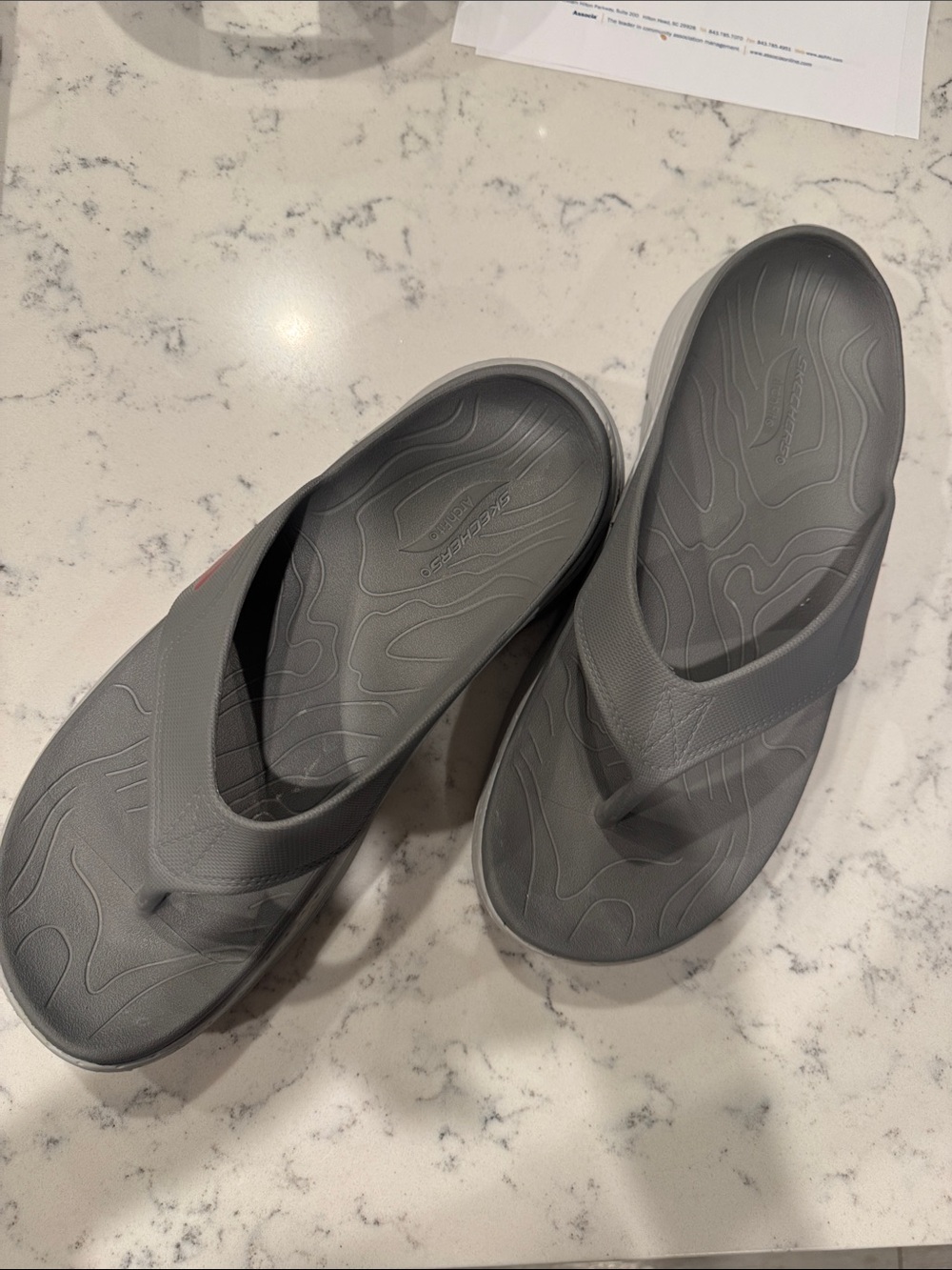 Skechers Gray Men’s Contour Foam Flip Flops with Arch Fit